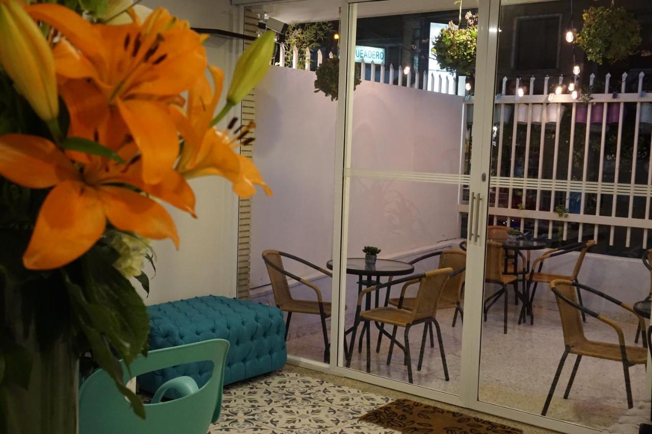 Mad Nomad Hostel Bogotá Extérieur photo