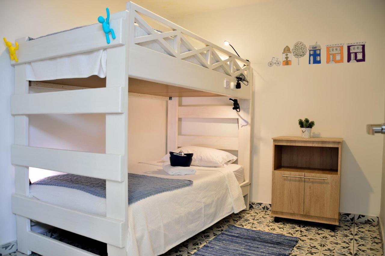 Mad Nomad Hostel Bogotá Extérieur photo